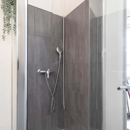 Le Rive Neuve Standing Vue - Maisonmars * Marseille